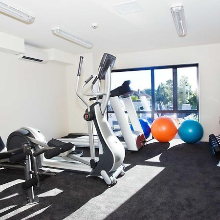Carnmore Chateau Marlborough Бленем Удобства фото A typical gym