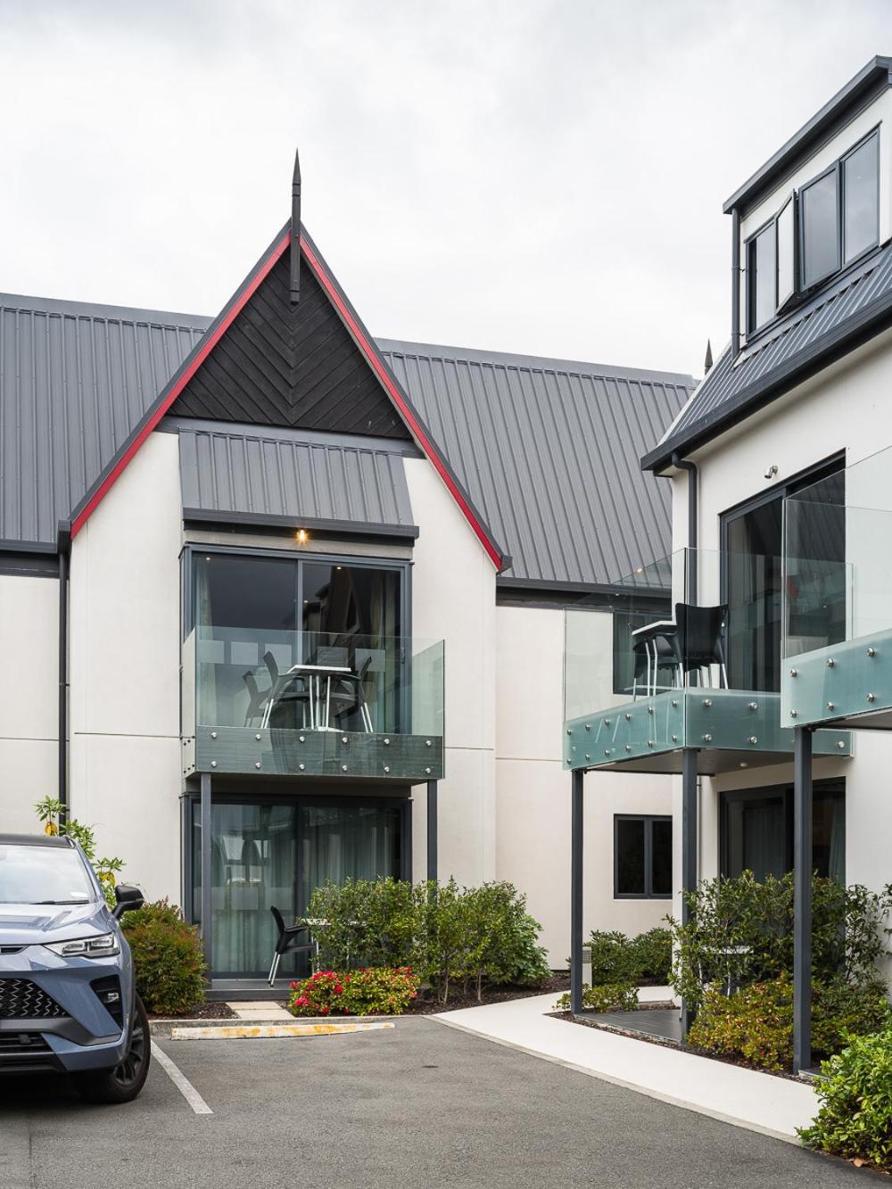Carnmore Chateau Marlborough Бленем Экстерьер фото A modern house in New Zealand